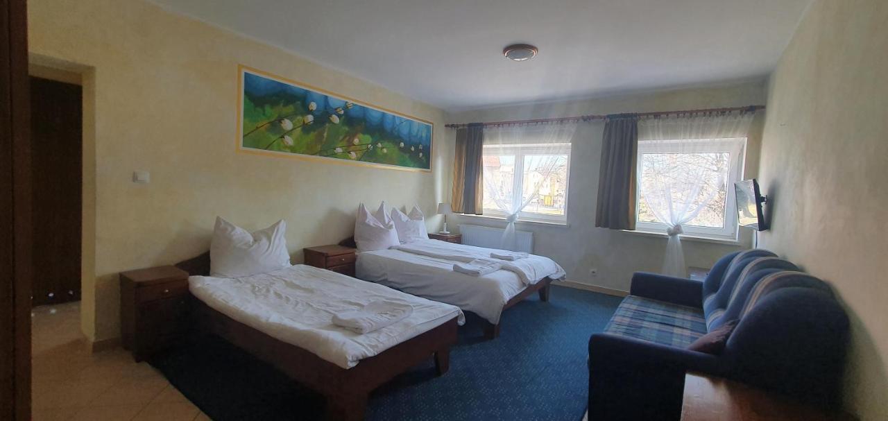 Hotel Zamek Miedzylesie Zimmer foto